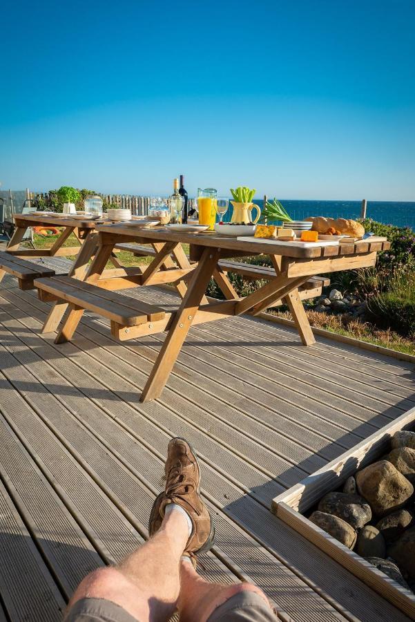Sound Of The Sea, Beach Front Bungalow With Hot Tub, In Tywyn Exterior photo